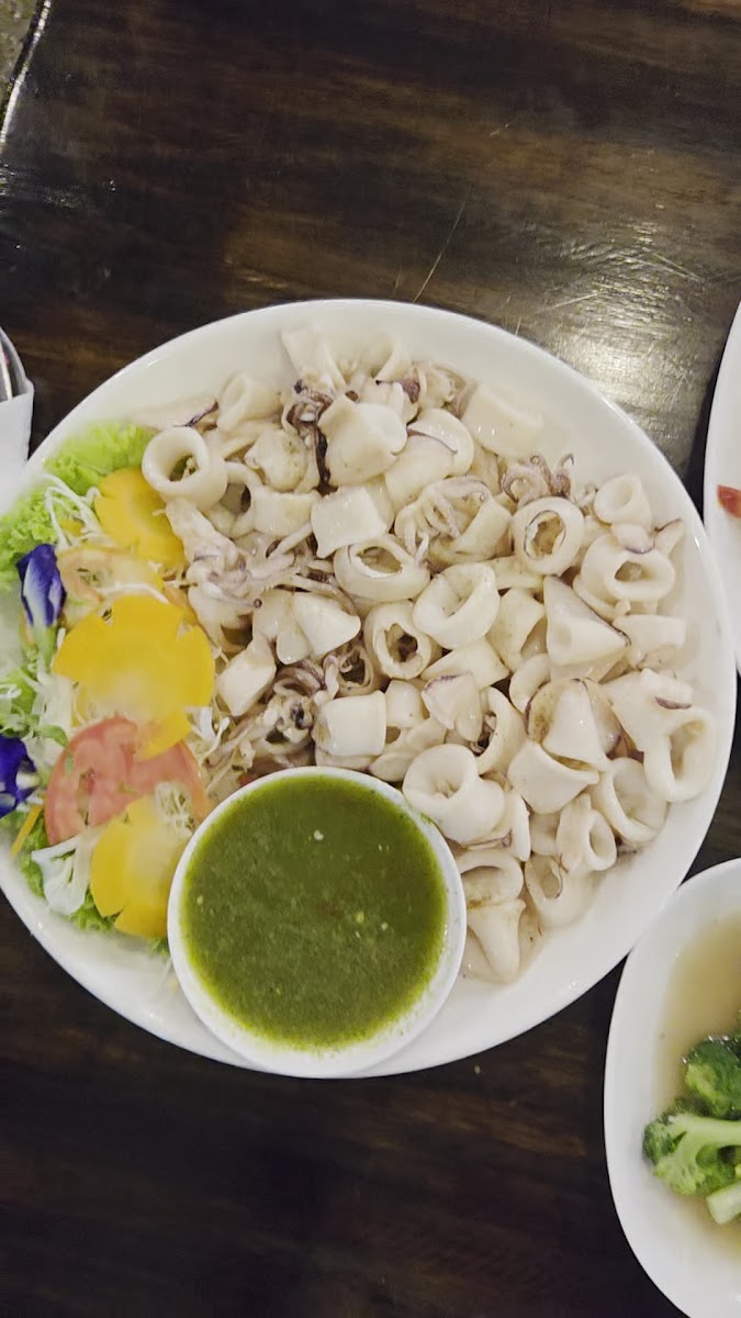Hot Pan Restaurant - Photo 1