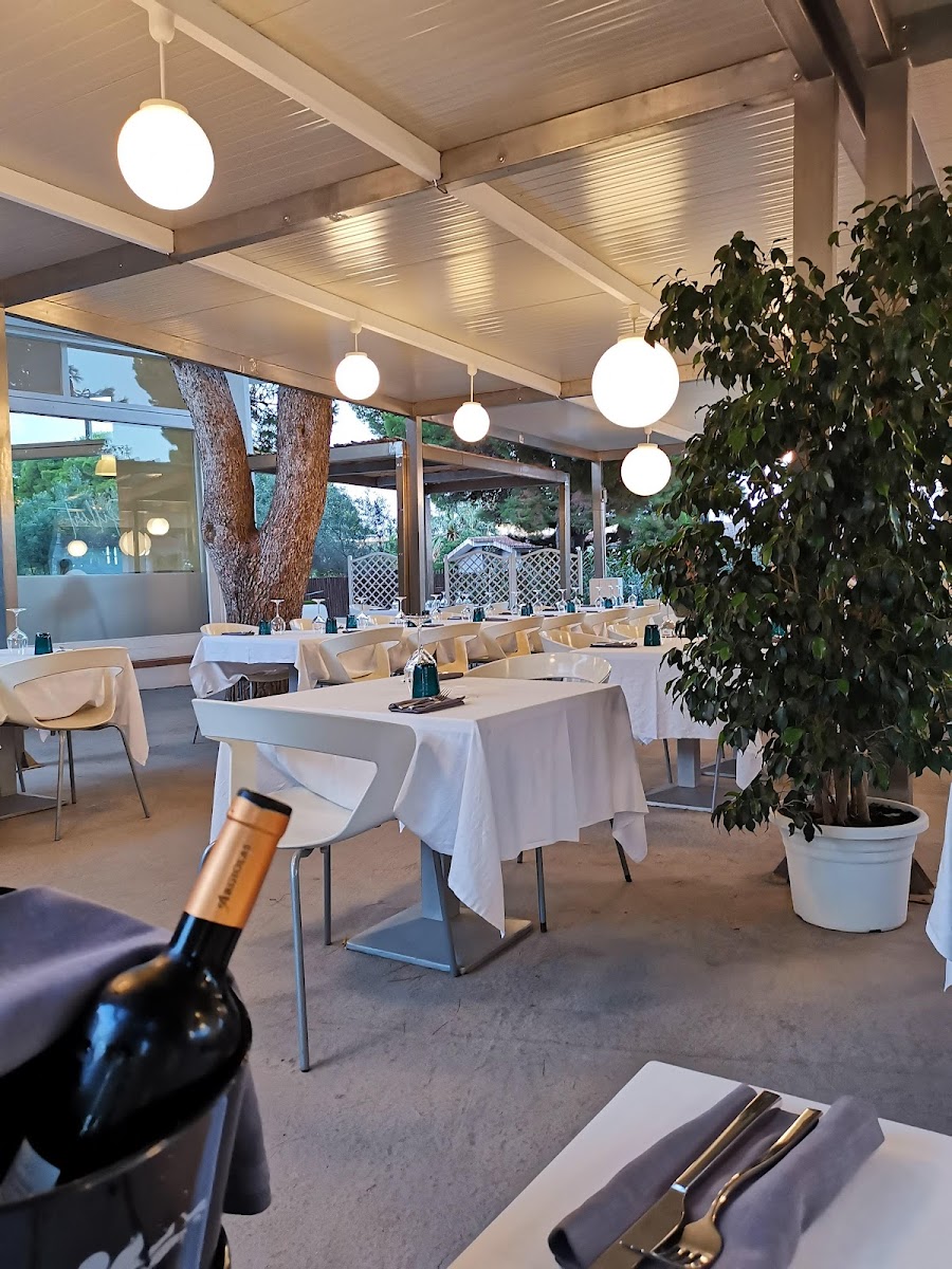 Gilbert Restaurant