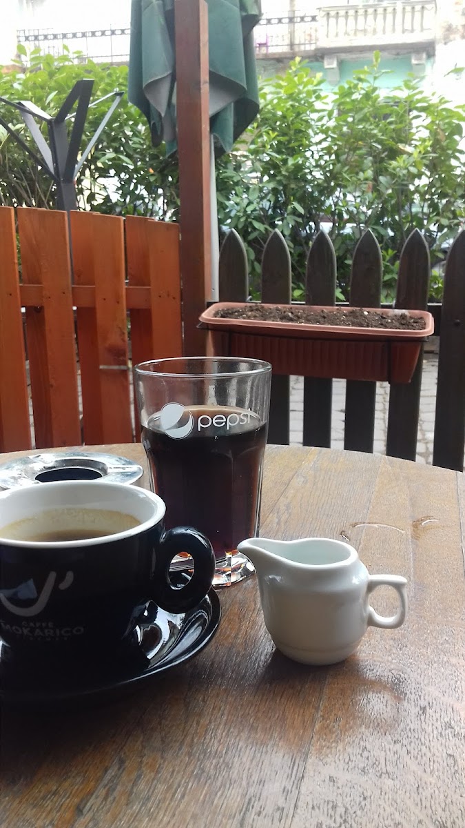 Boeme Cafe - Photo 9