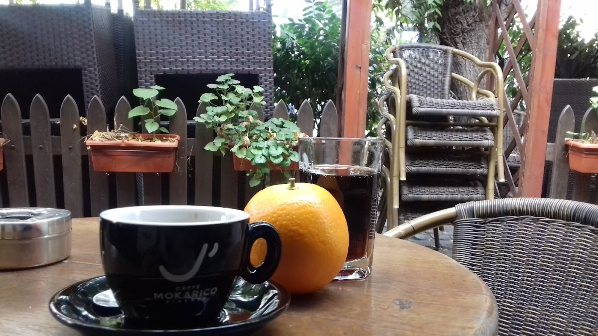 Boeme Cafe - Photo 2