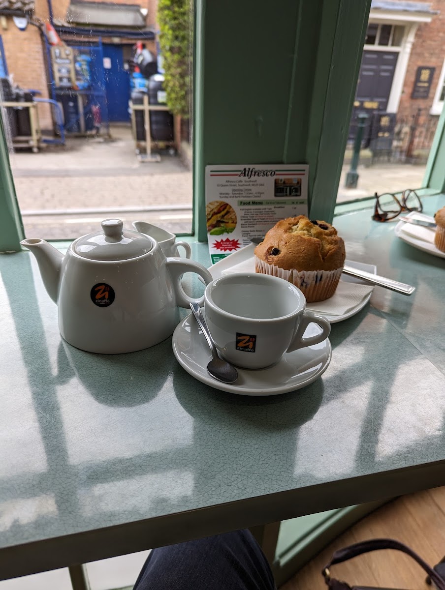 Alfresco Caffe - Photo 8