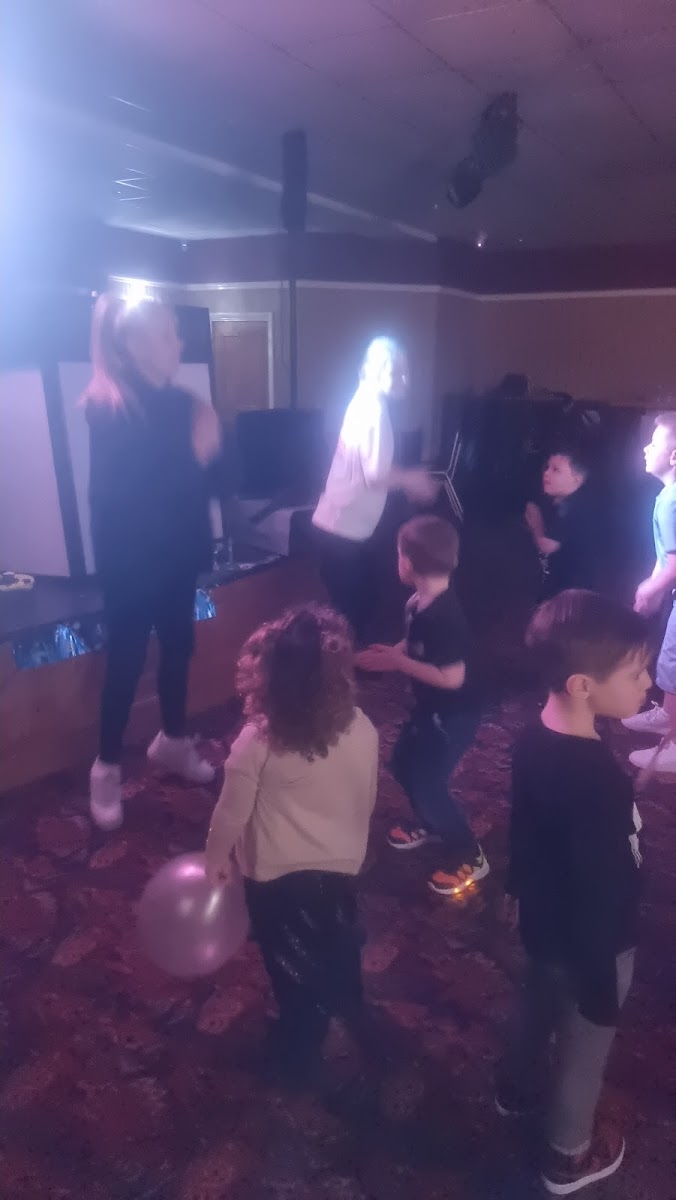 Holmeside Hall Social Club - Photo 9