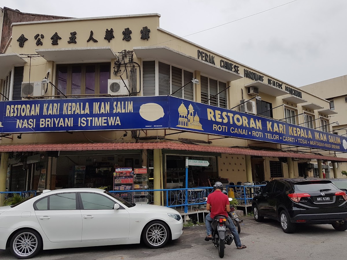 Kari Kepala Ikan Salim Restaurant