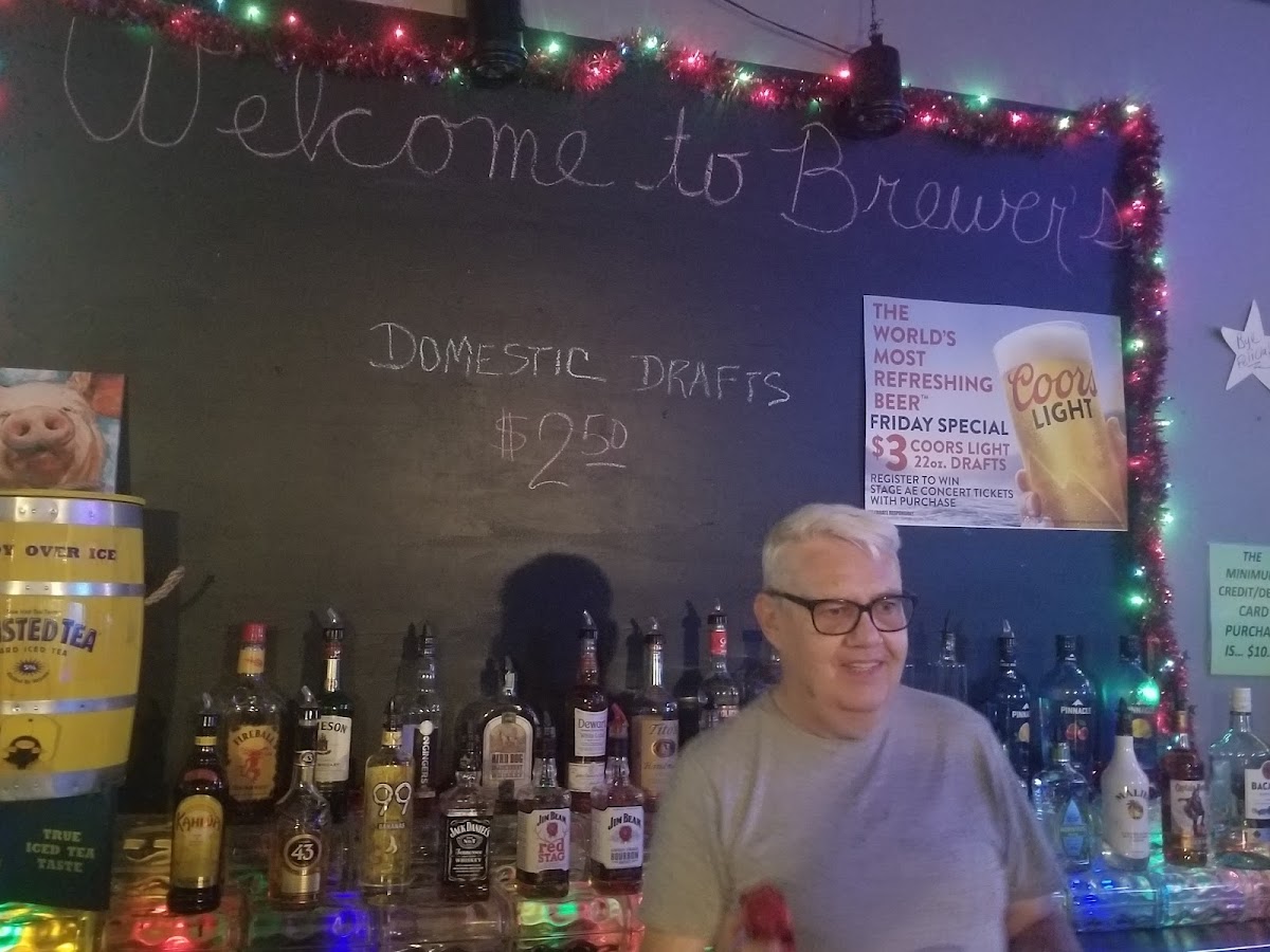 The Brewer's Bar - Photo 3