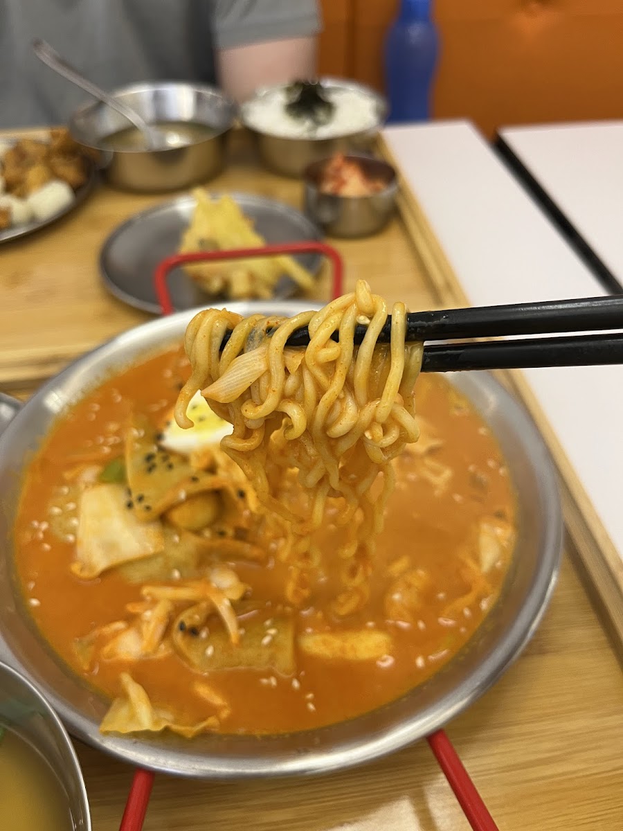 Bang Ga Bang Ga • Korean Restaurant - Photo 6