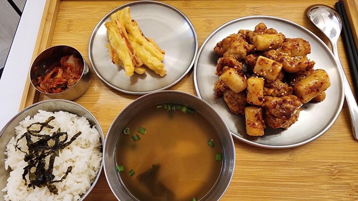 Bang Ga Bang Ga • Korean Restaurant - Photo 8