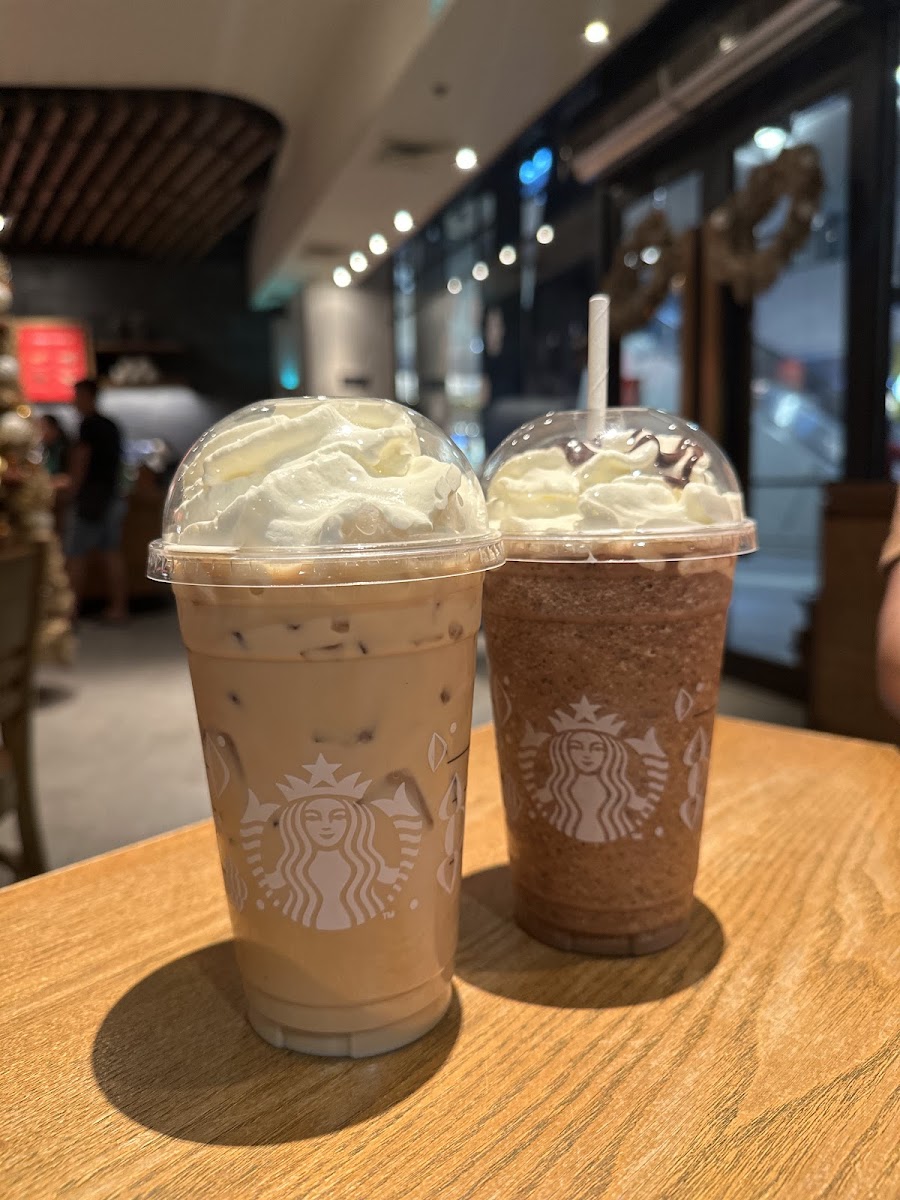 Starbucks - MarQuee Mall - Photo 2