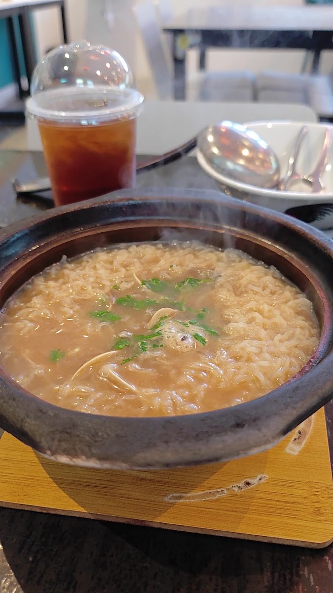 LaoChu Heritage Restaurant - Photo 1