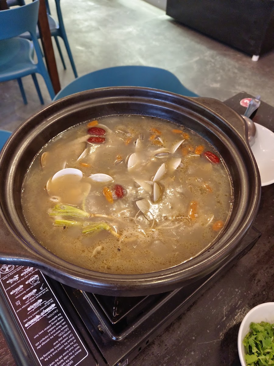 LaoChu Heritage Restaurant - Photo 6