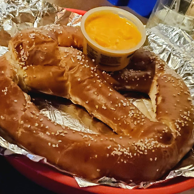 Jumbo Pretzel