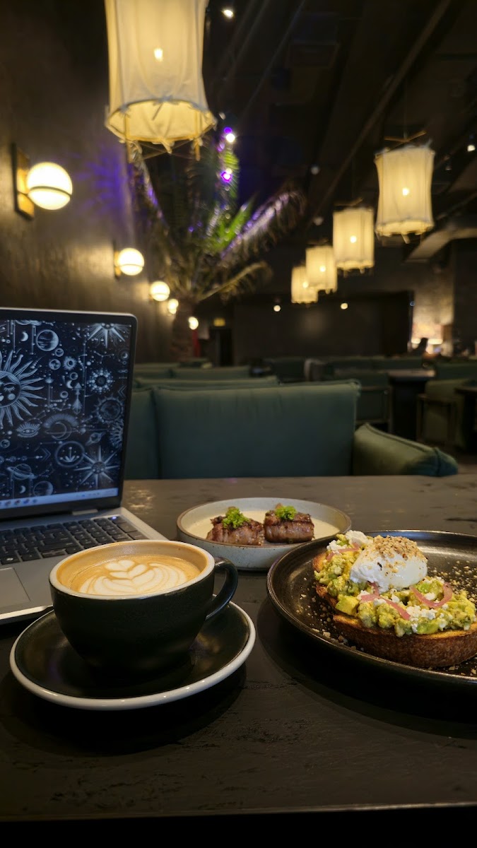 Southbank Cafe + Lounge BGC - Photo 2