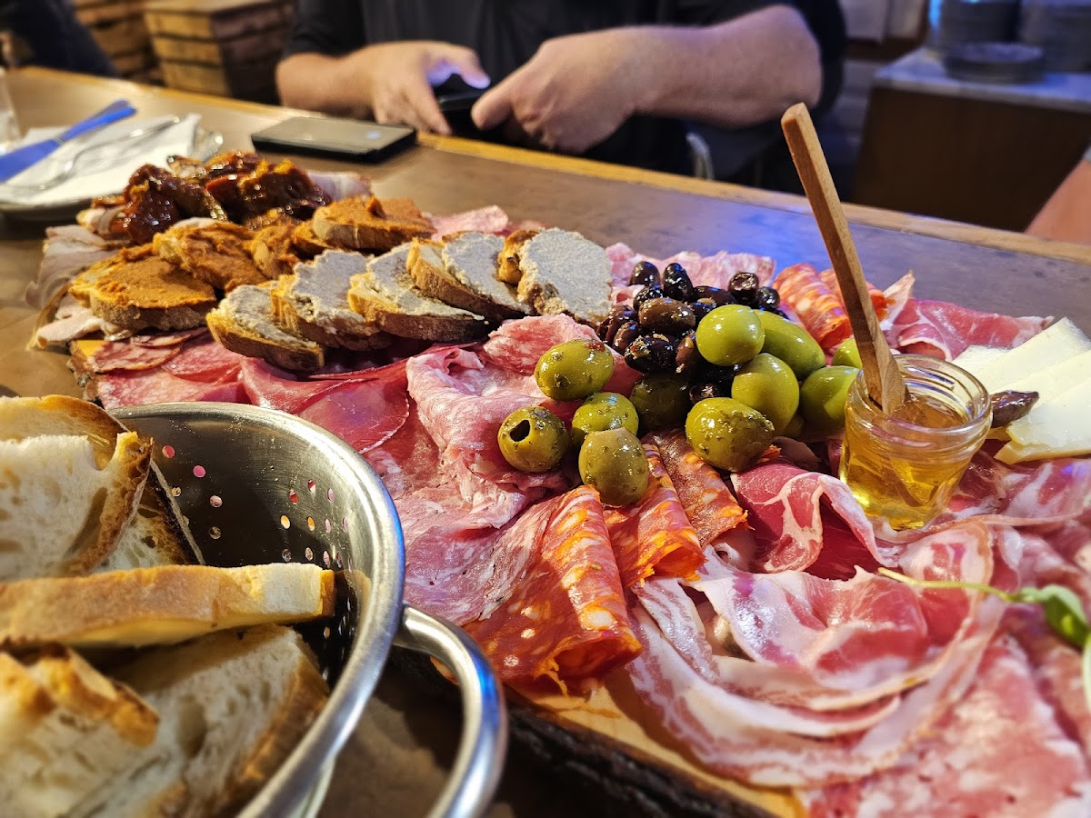 La Salumeria - Photo 3