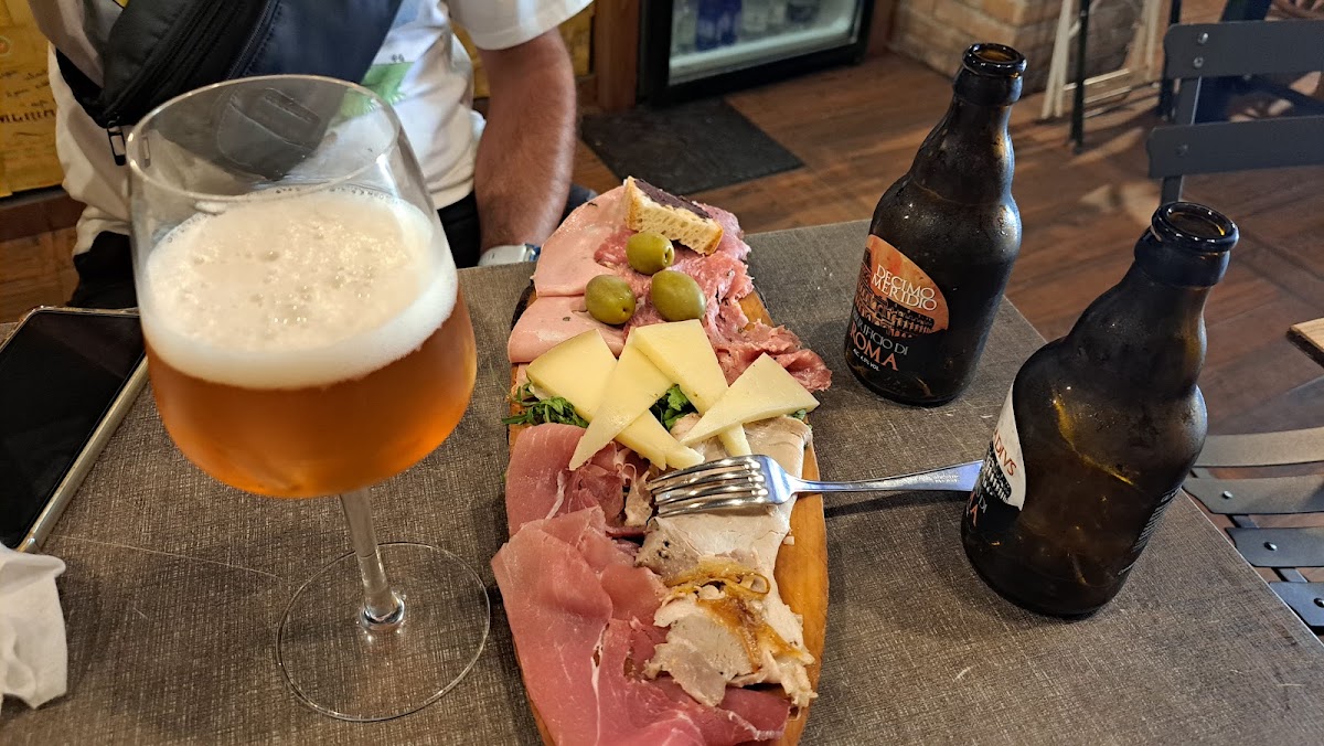 La Salumeria - Photo 6
