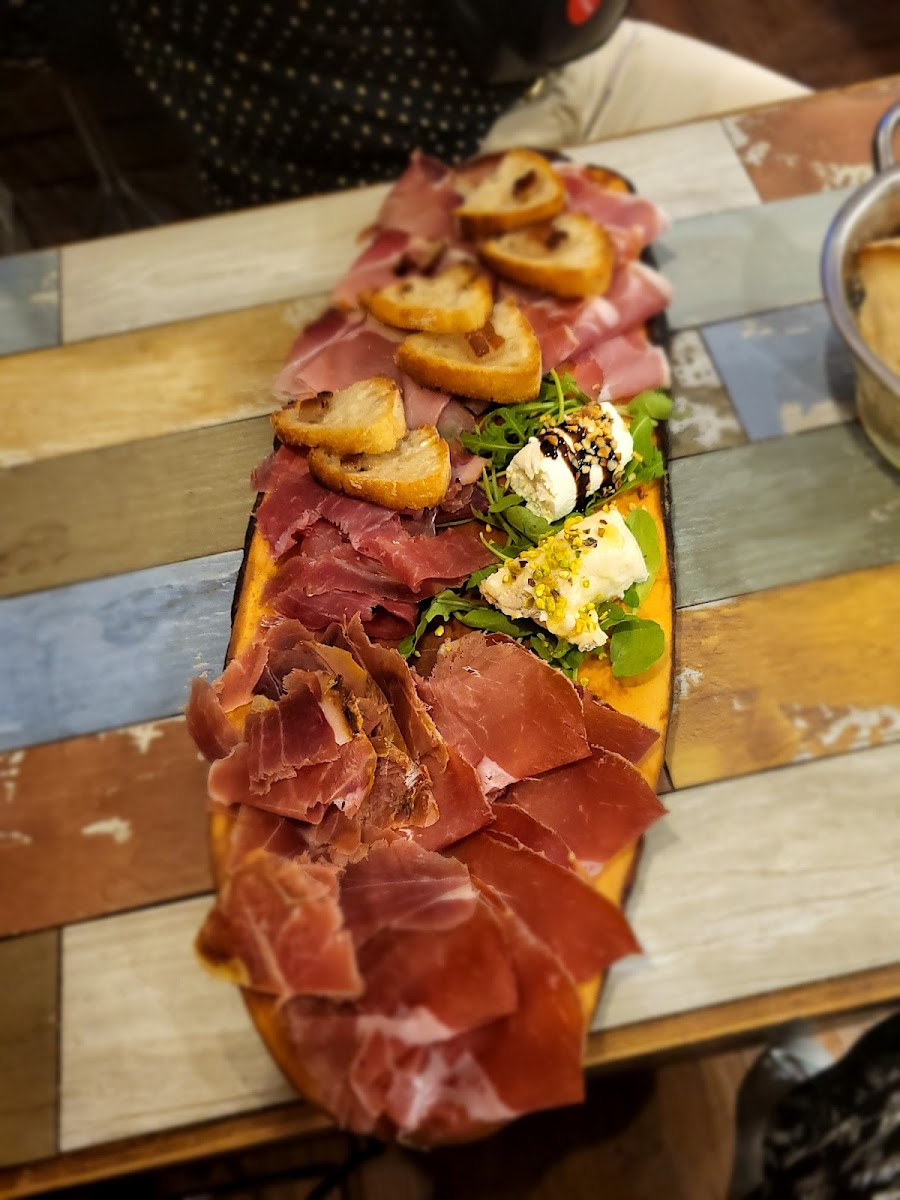 La Salumeria - Photo 8
