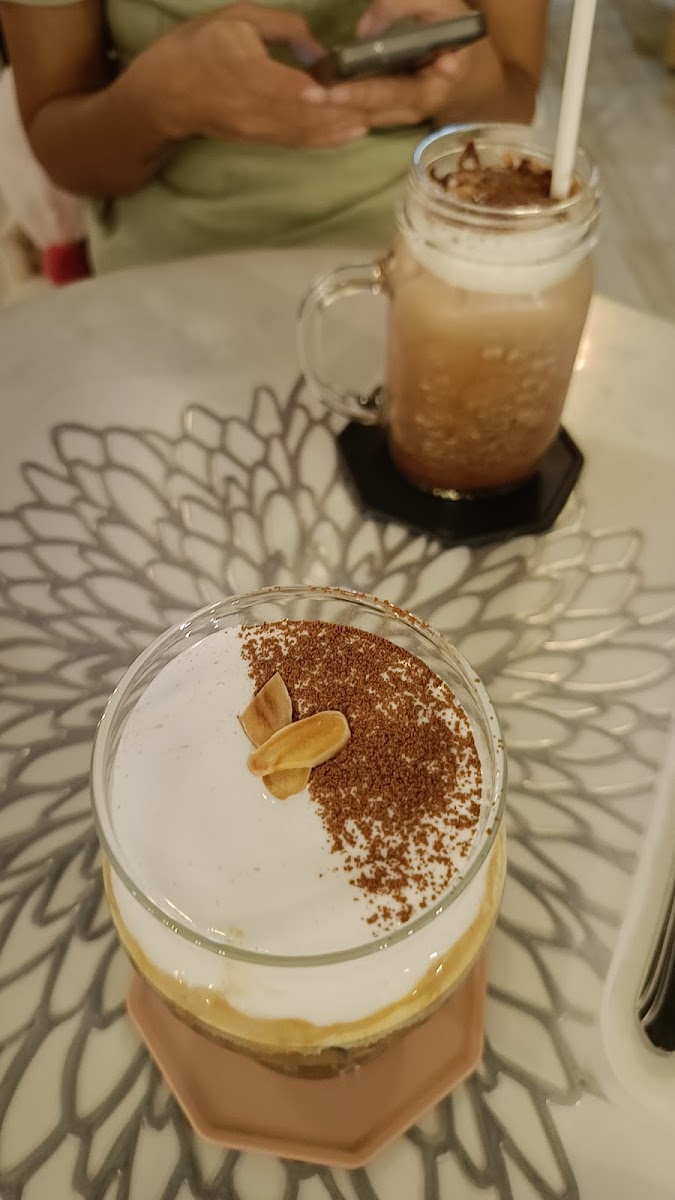 Coffee Master Dessert Cafe - Photo 8