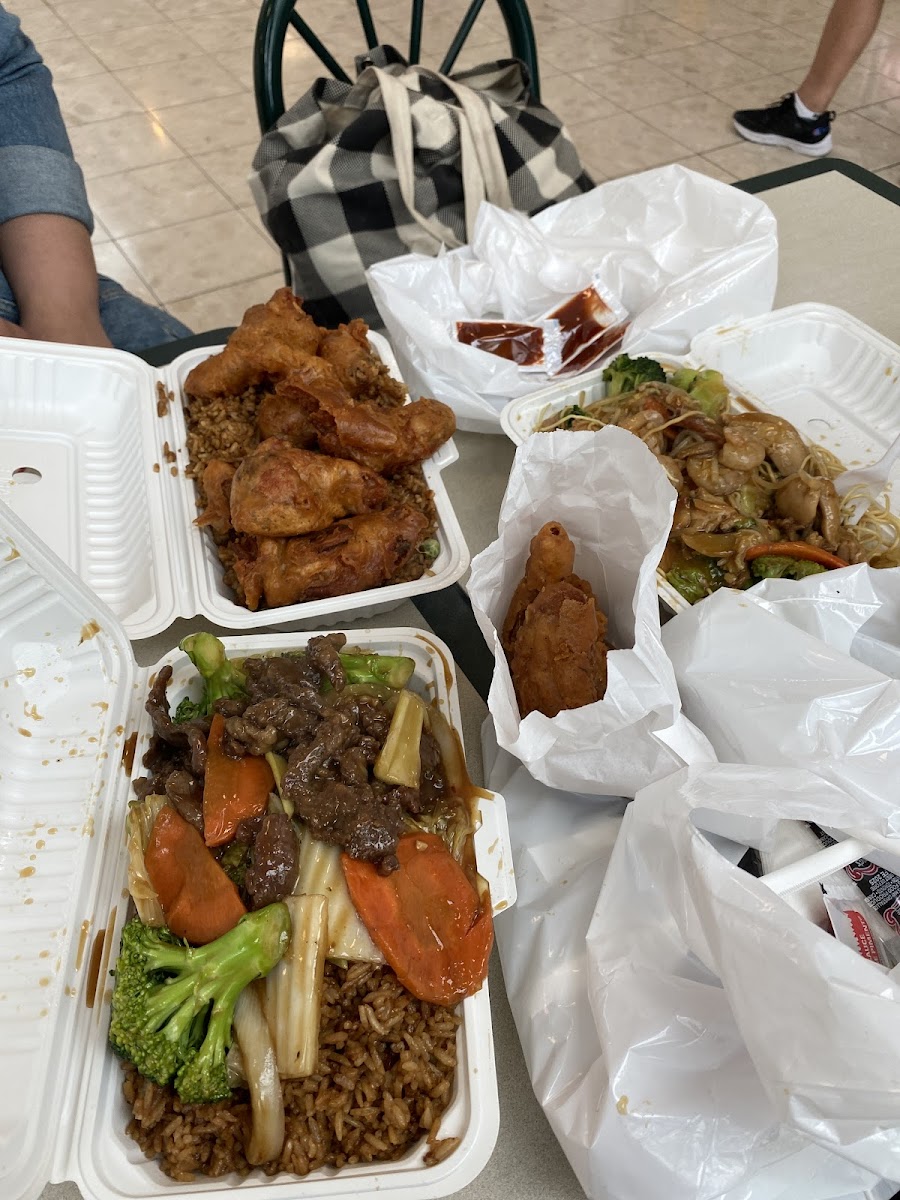 China Wok Superb Chinese Food
