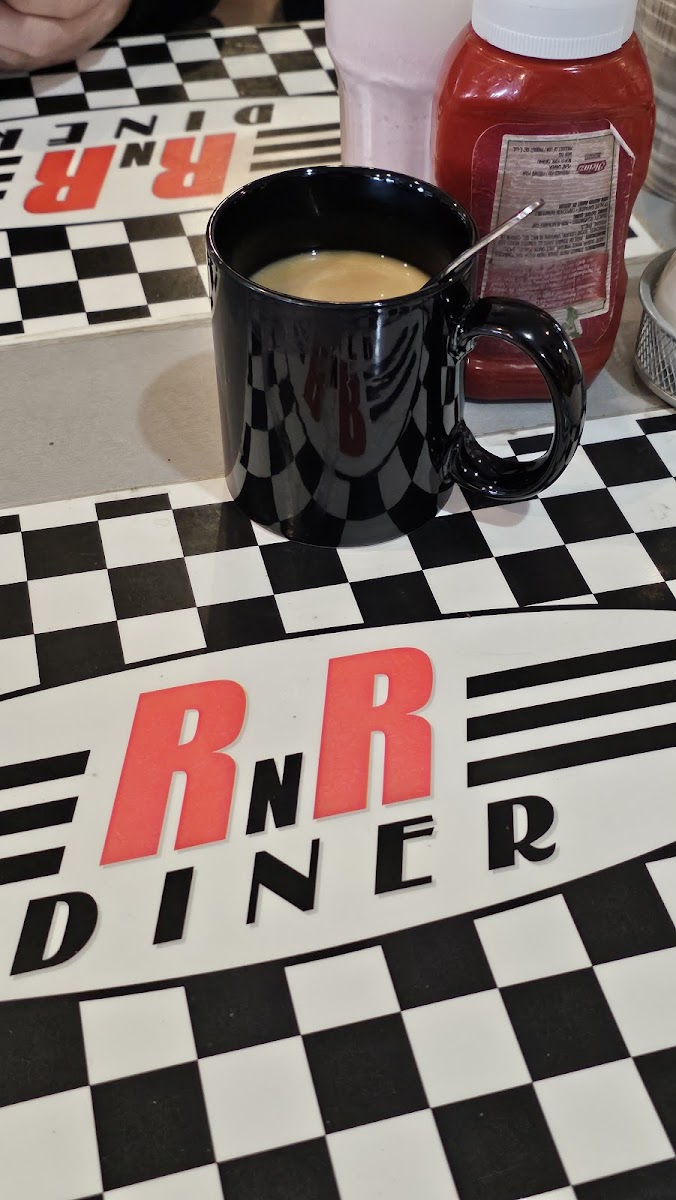 RNR Diner - Photo 5