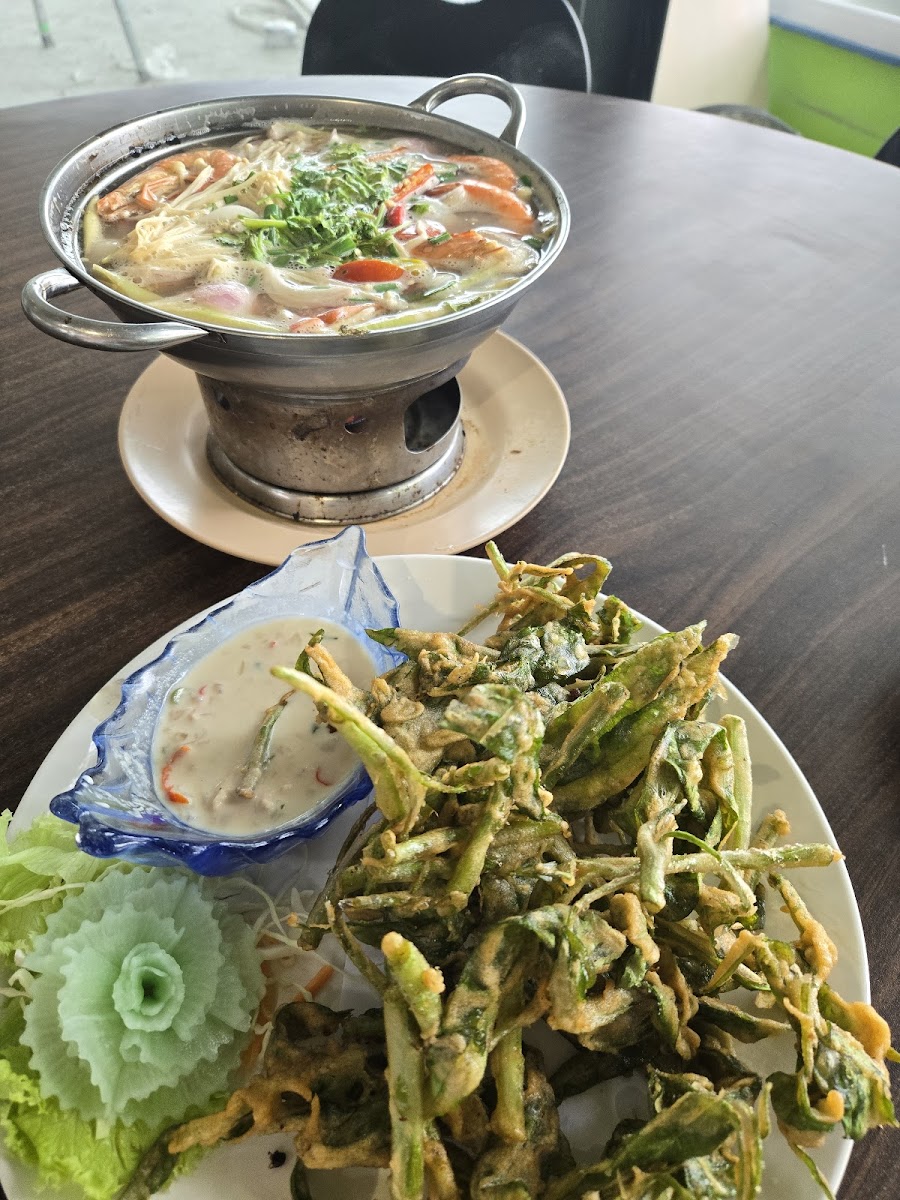 Wan Dee Thai BBQ Restaurant - Photo 3