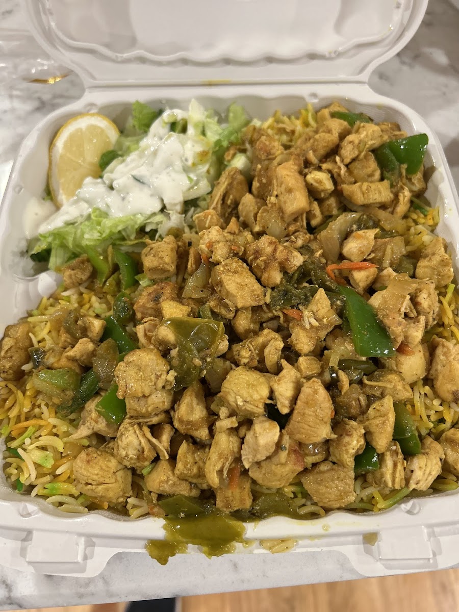 Somali Restaurant - Photo 5