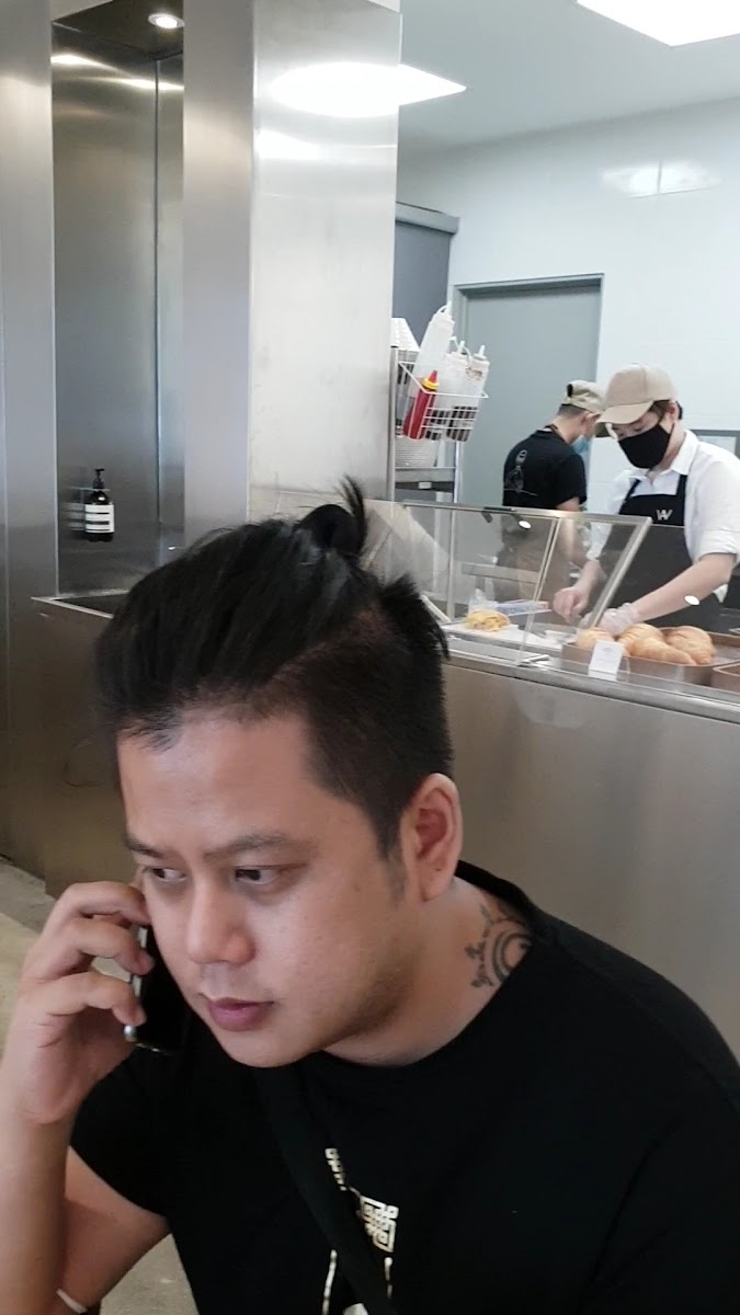 W Cafe & Dining - Photo 1