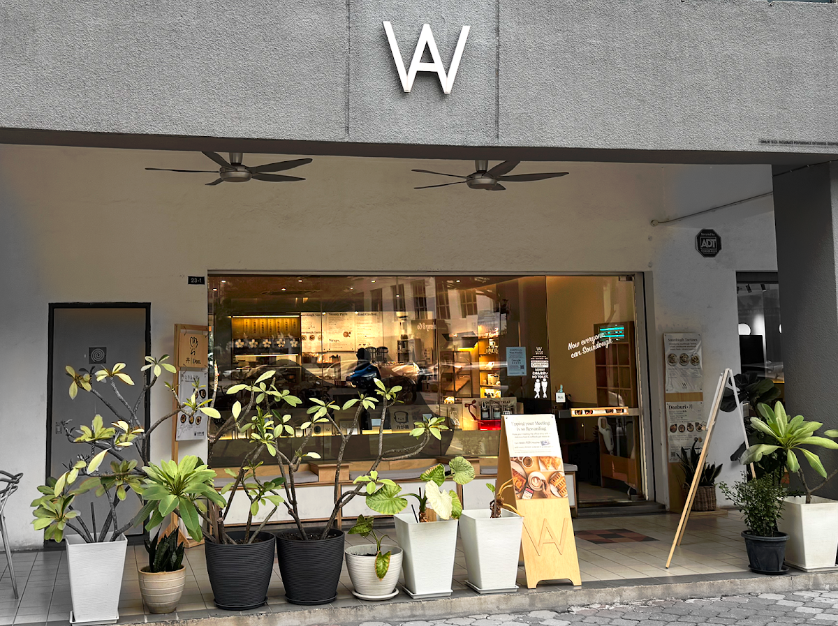 W Cafe & Dining - Photo 2