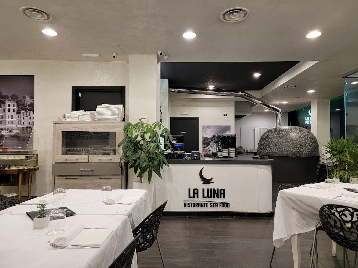 La Luna Pizzeria - Photo 3