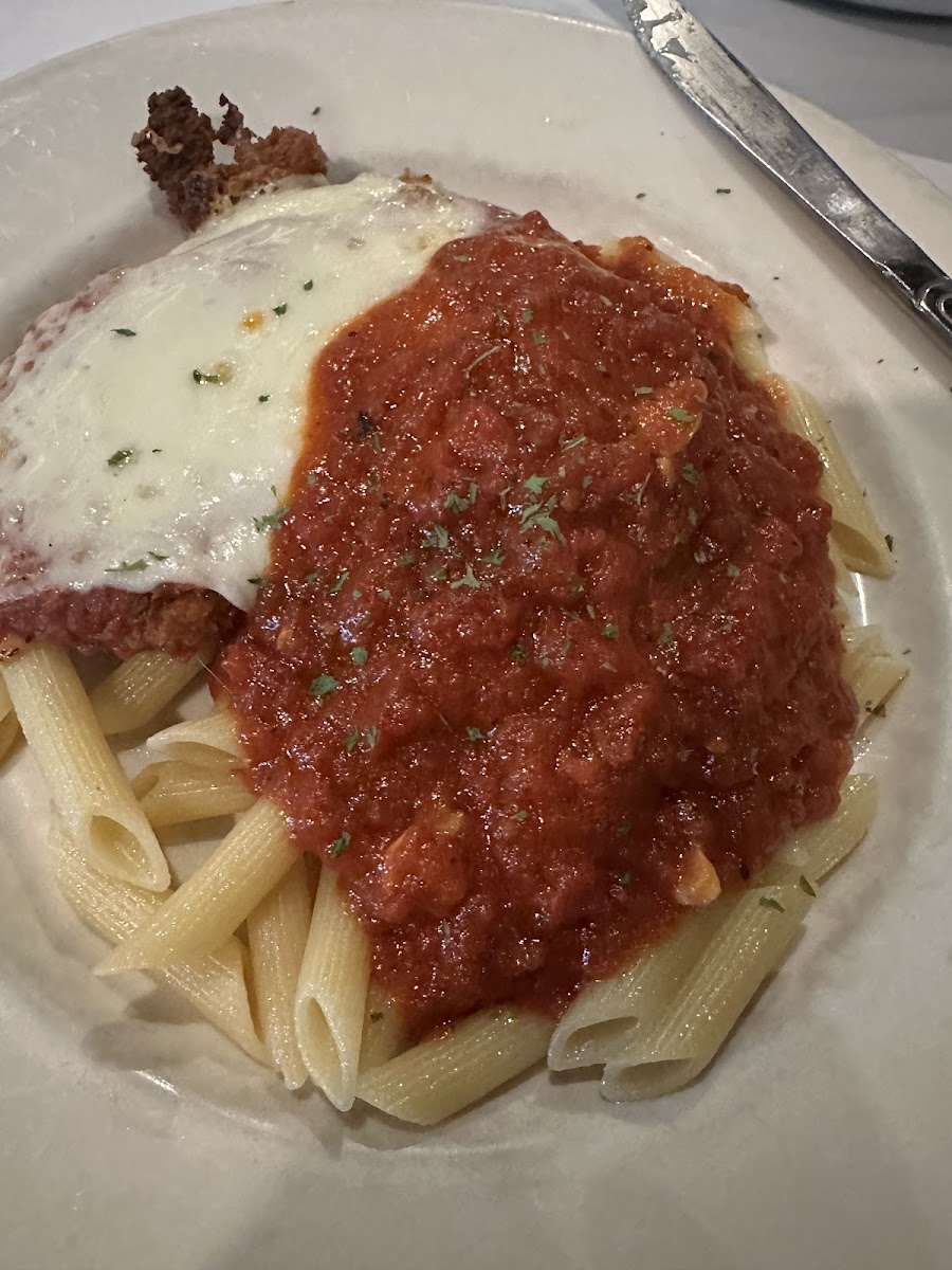 Amici's Italian Restaurant & Pizzeria - Photo 3