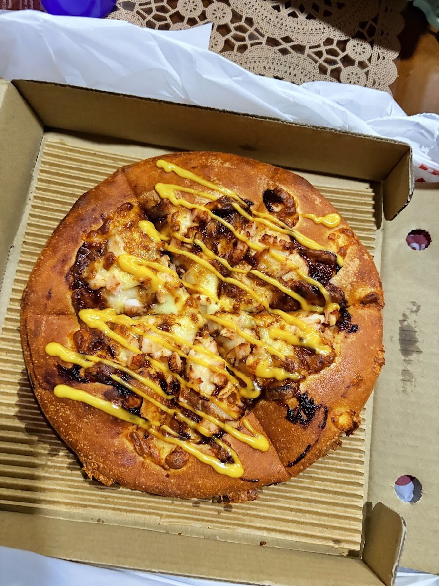 Pizza Hut Delivery Sikamat - Photo 1