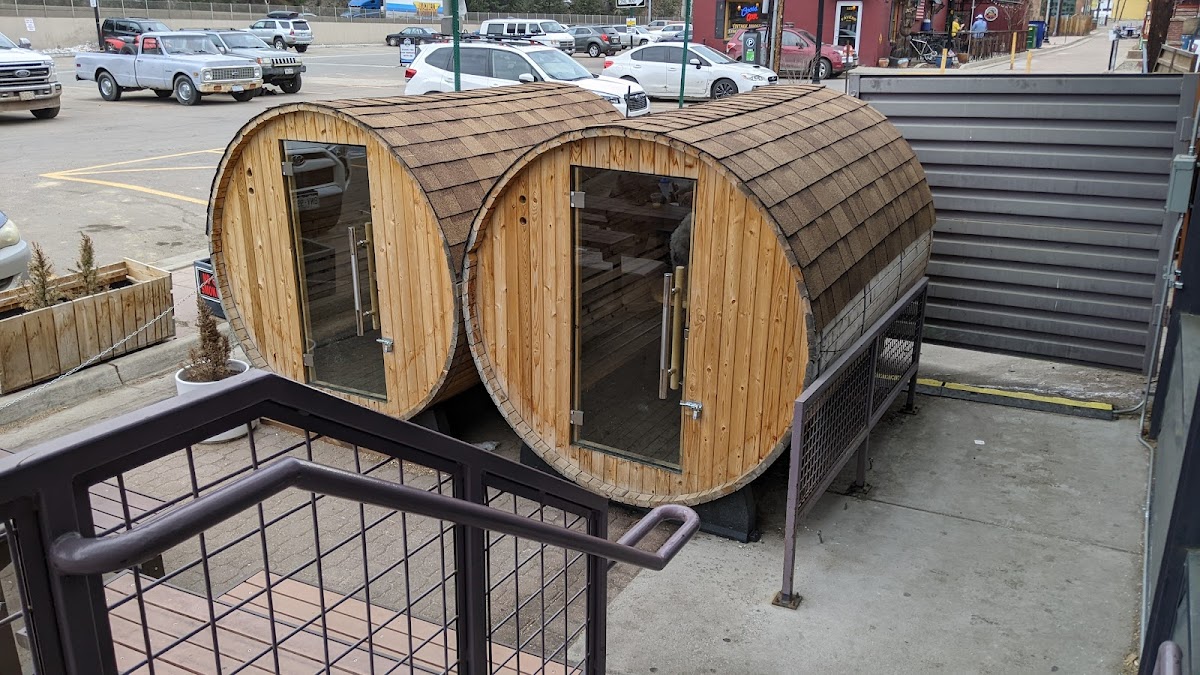 The Buffalo Restaurant & Bar - Photo 9