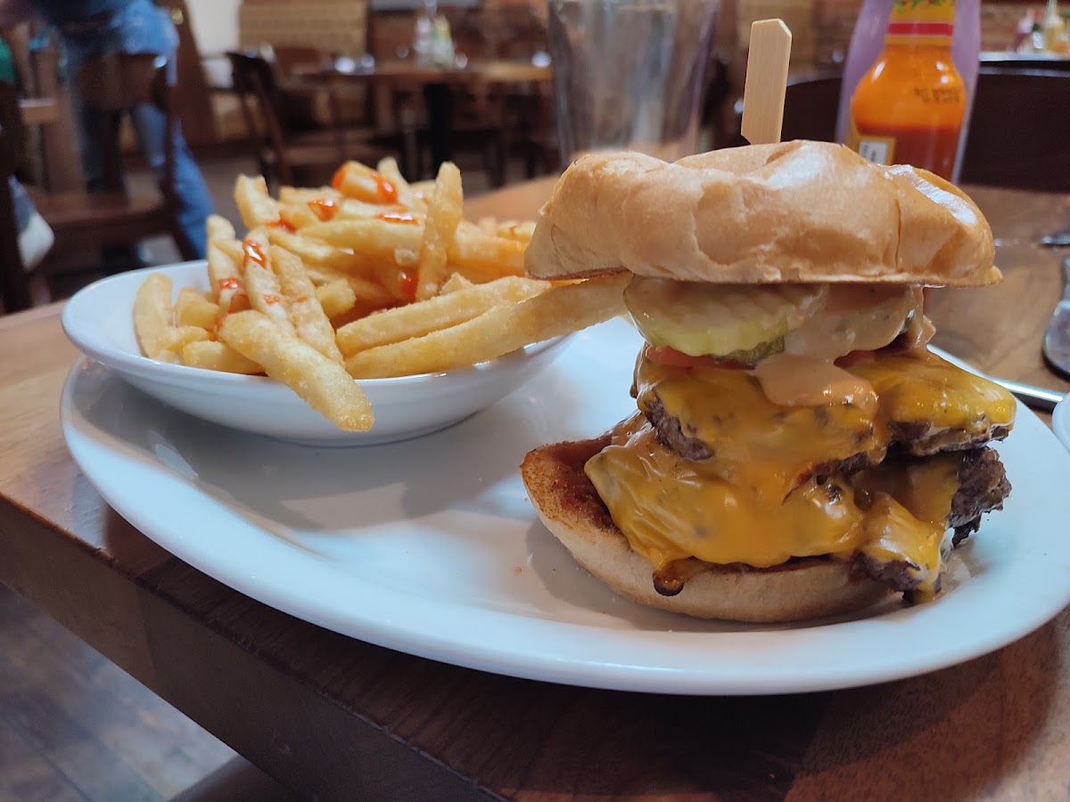 The Buffalo Restaurant & Bar - Photo 1