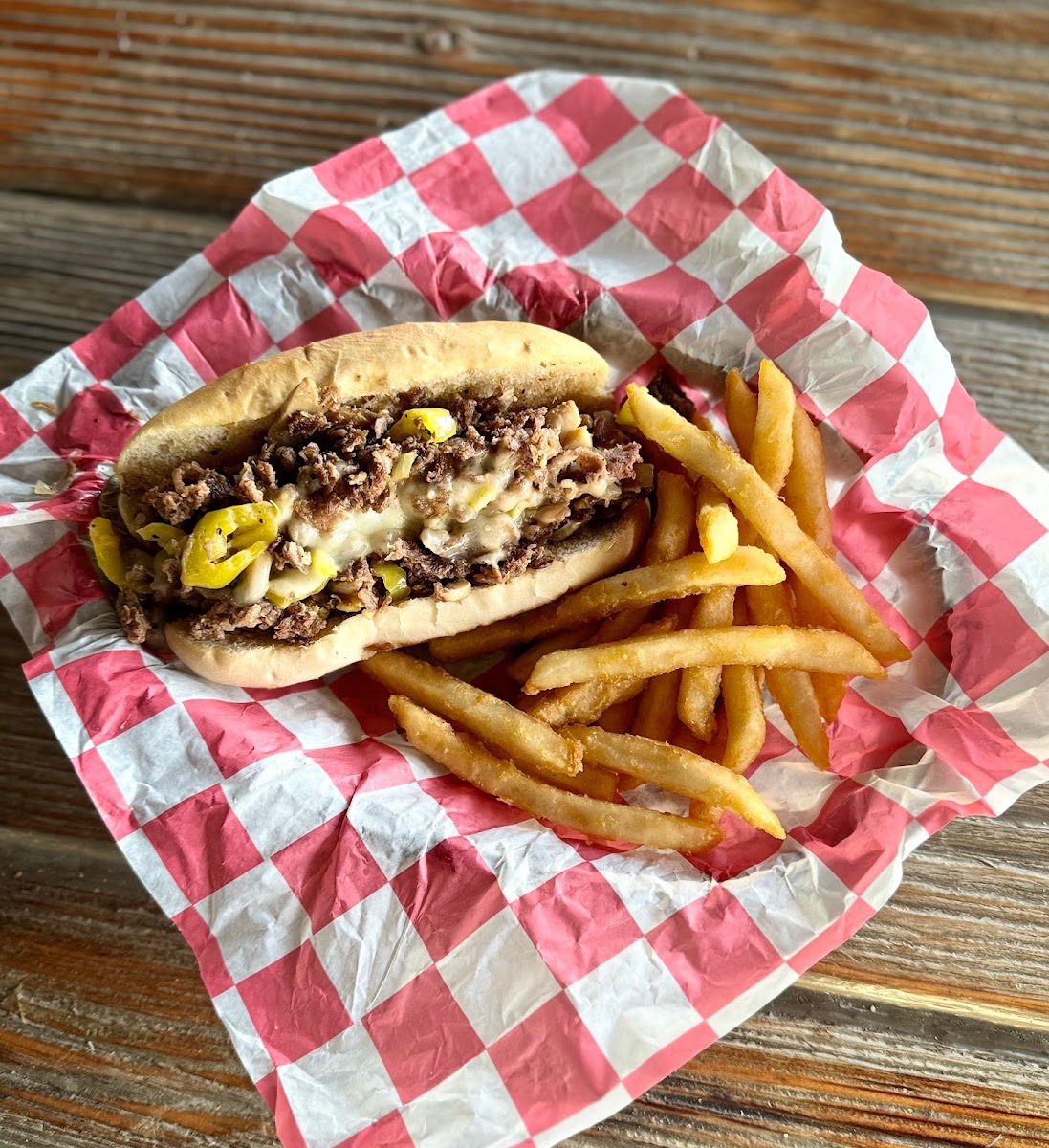 Pelican Grill - Photo 7