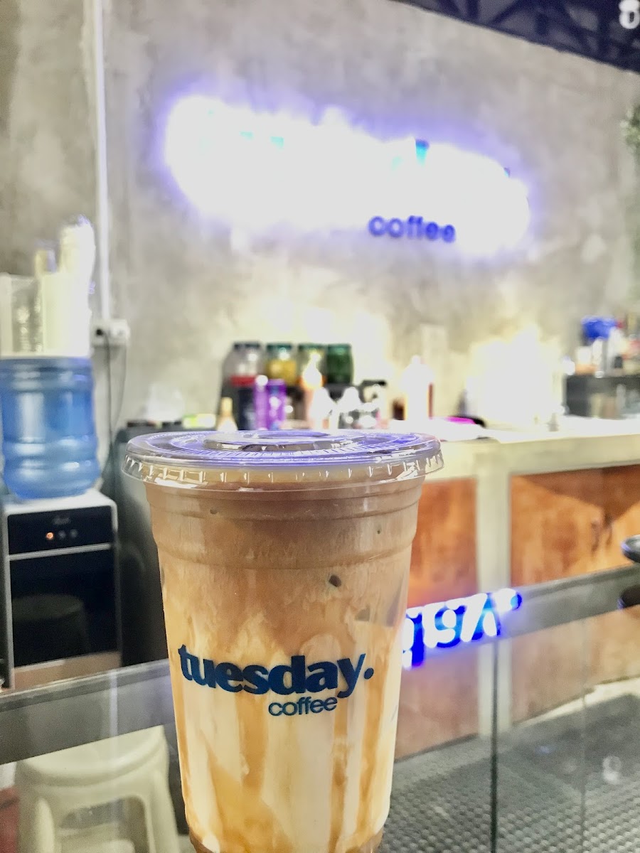 Tuesday Coffee - Photo 7