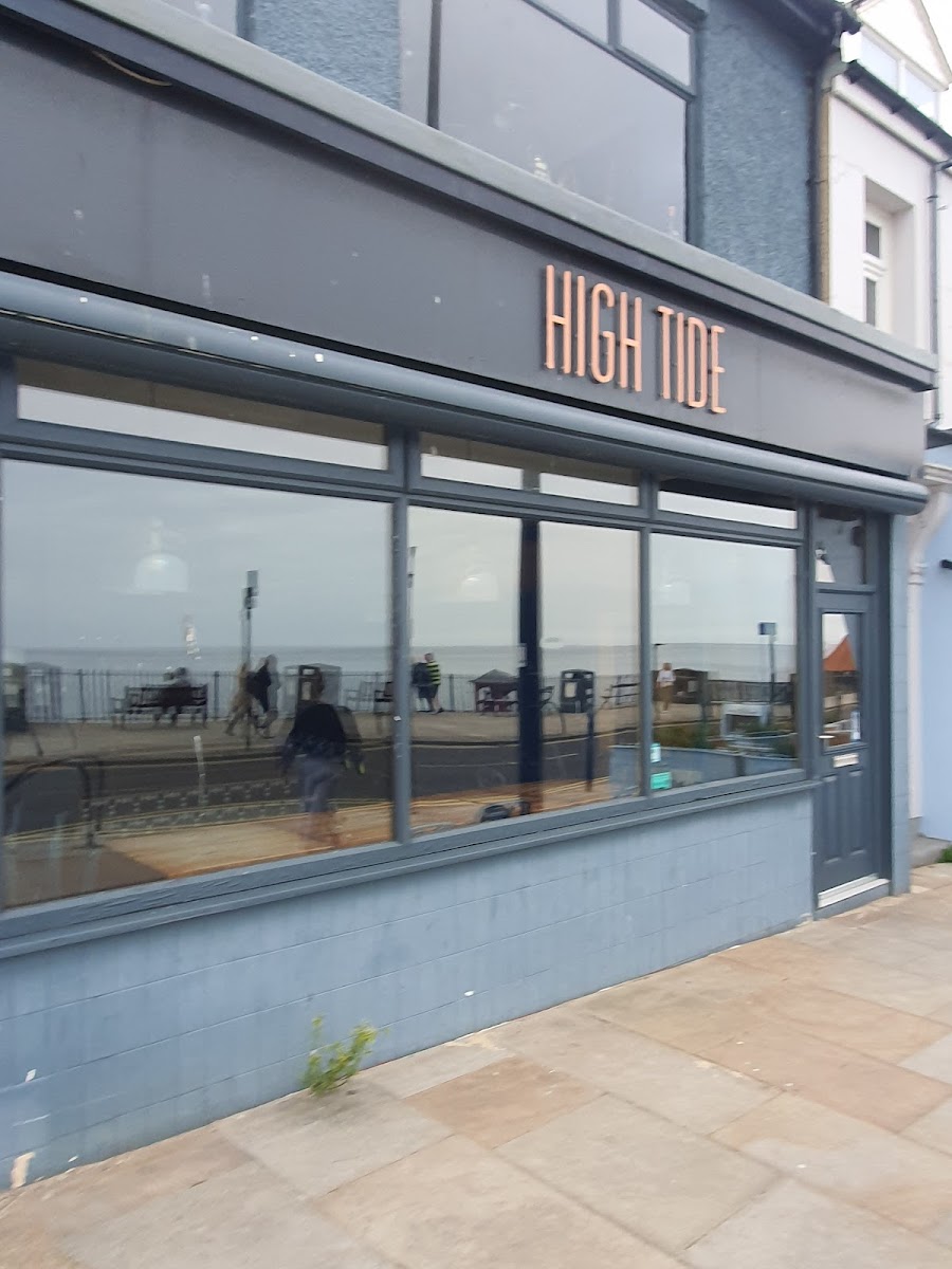 High Tide - Photo 3