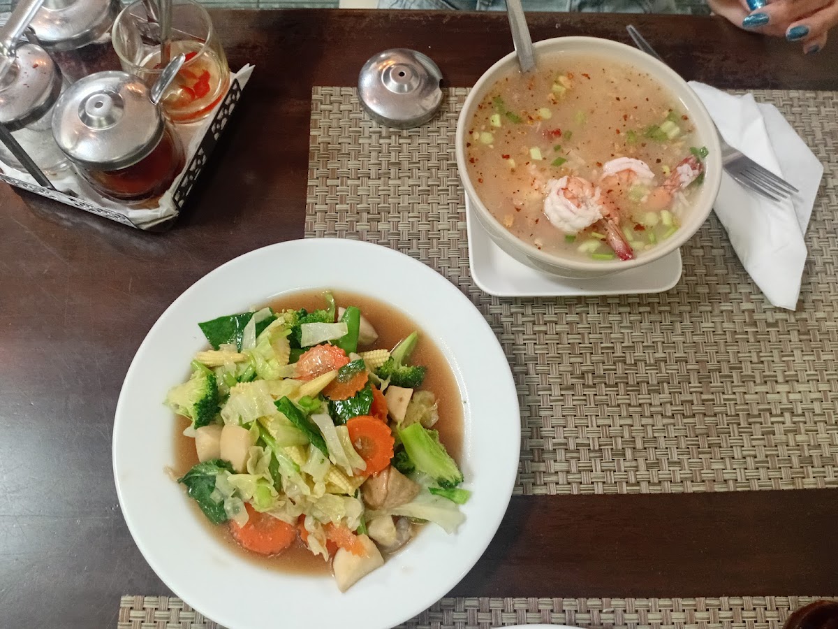 Antz Food & Drink - Photo 1