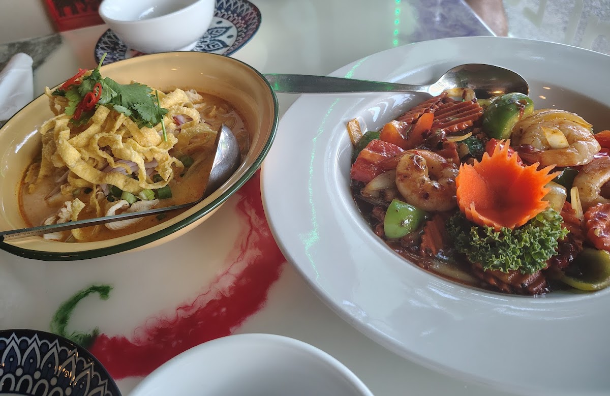 Thai LumLum Restaurant - Photo 1