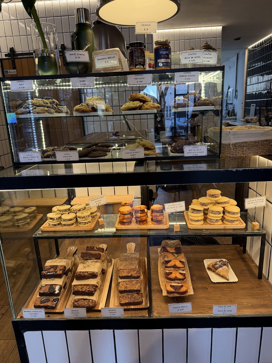 Almíbar Bakery Santa Eulalia - Photo 2