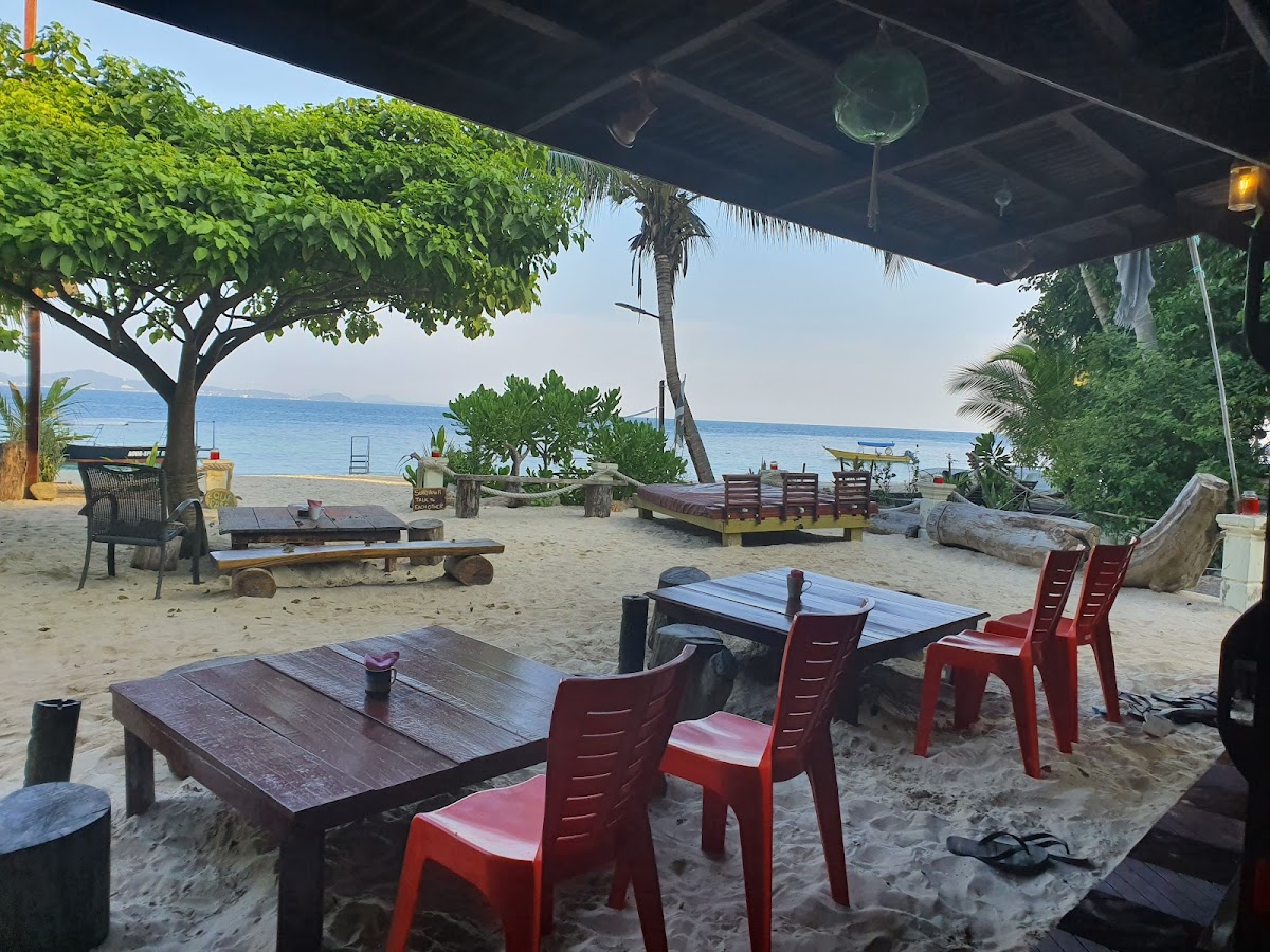 OMBAK Cafe