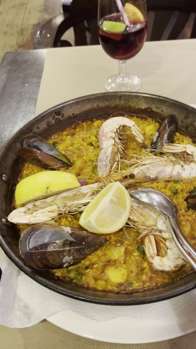 Colom Restaurant - Photo 1