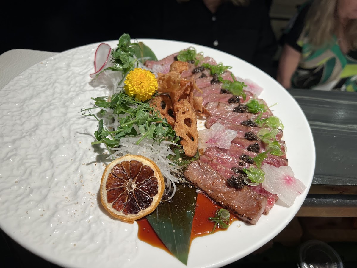 Uni Modern Japanese Restaurant - Photo 2