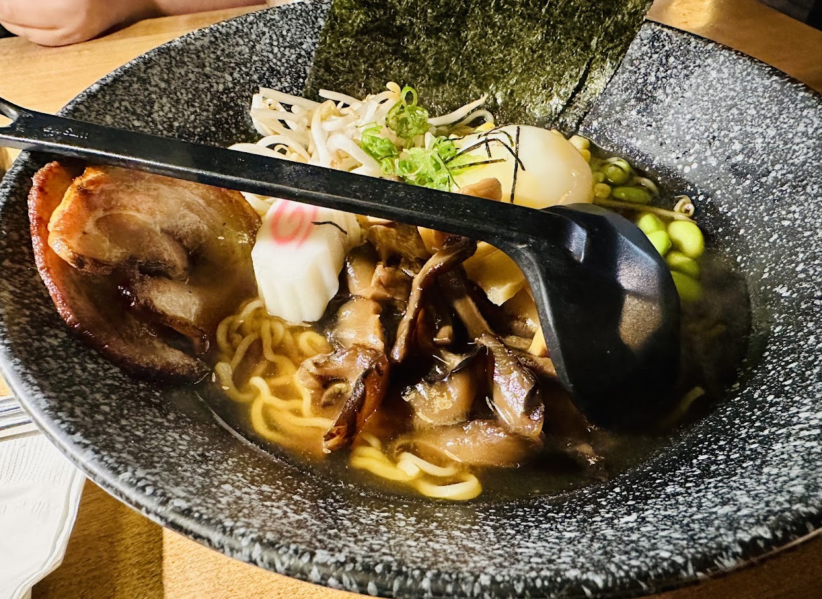 Uni Modern Japanese Restaurant - Photo 7