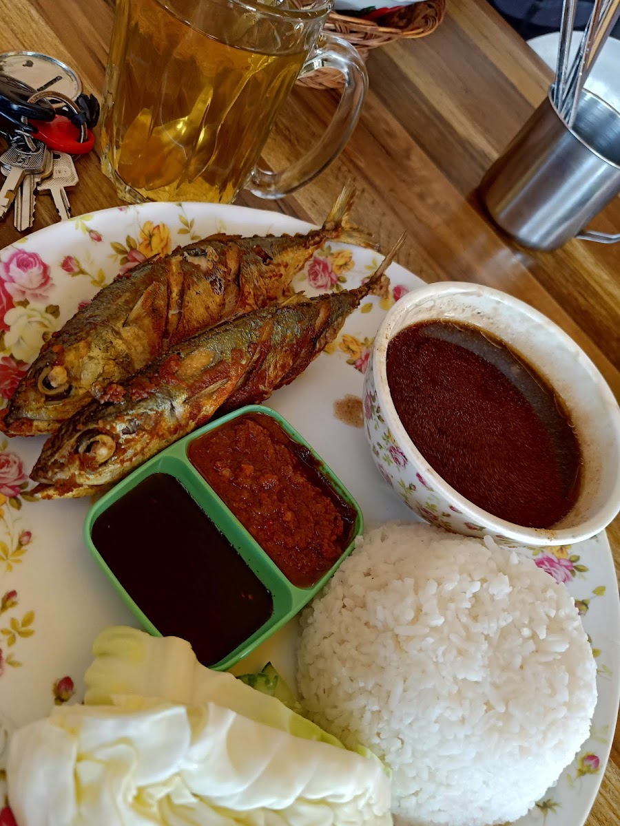 UMI CAFE & CATERING - Photo 4