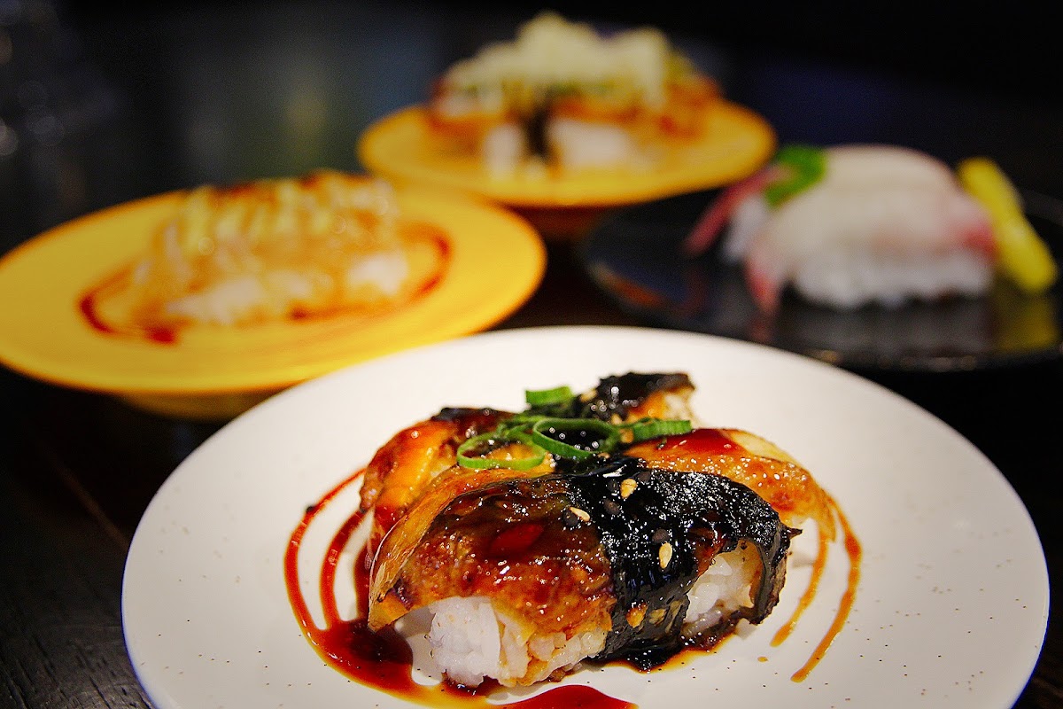 Hikaru Sushi Northshore - Photo 6