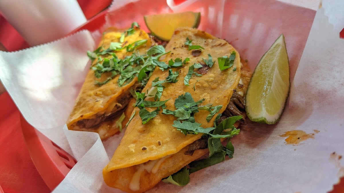 TACOS ON 20 - Photo 8