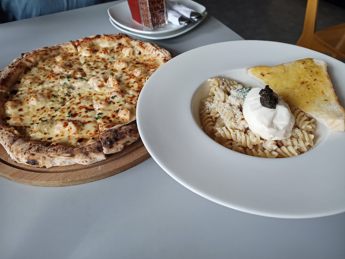 Massimo's - Photo 6