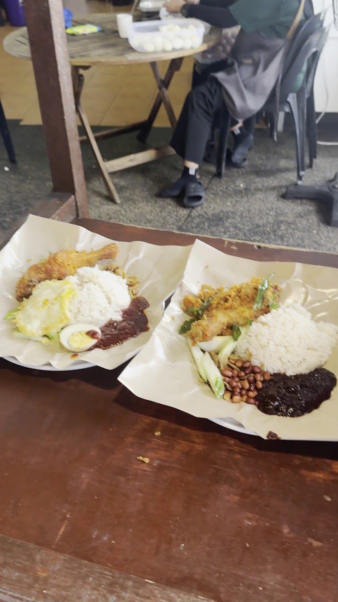 Nasi Lemak Pak Wan Flagship - Photo 1