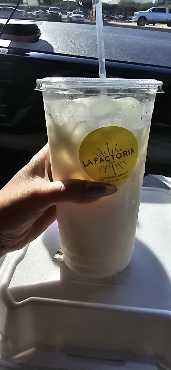 La Factoria Tacos - Photo 7