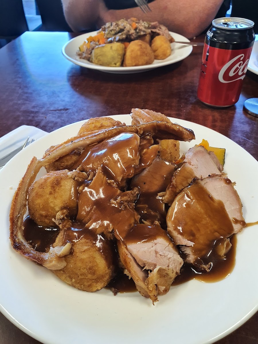 Town & Country Food - Photo 4