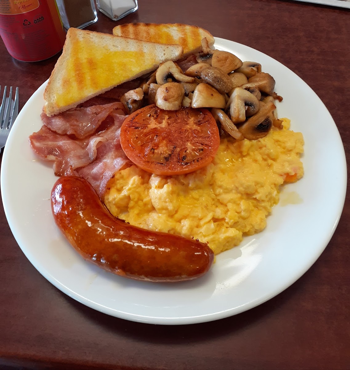 Town & Country Food - Photo 6