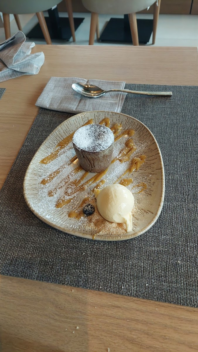 Restaurante Degusto - Photo 9