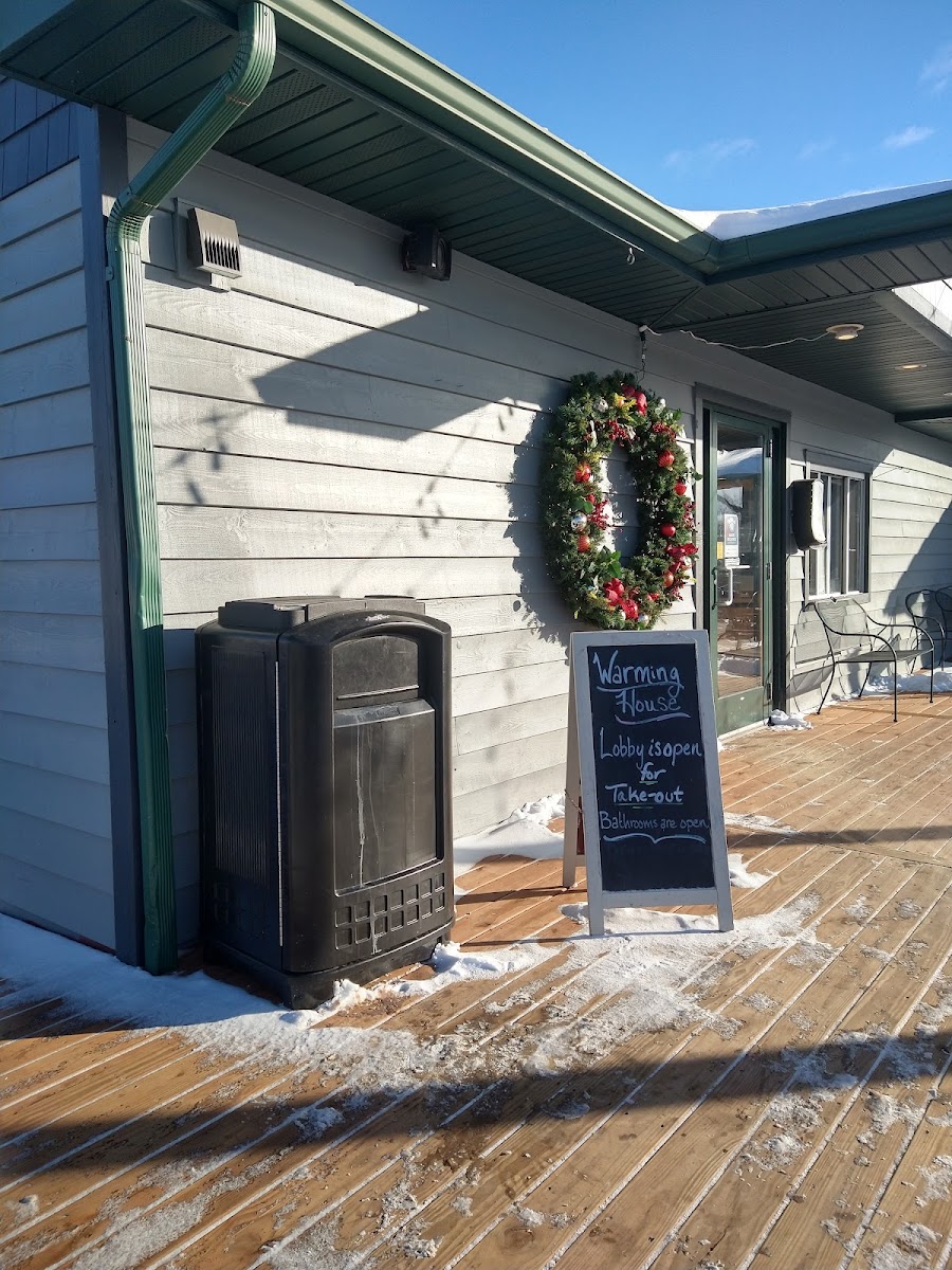 Gordy's Warming House - Photo 8